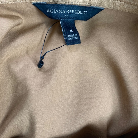 Banana Republic Factory's Portia Vegan Suede Skirt Color: Dark Camel Size: 4 - Picture 3 of 6
